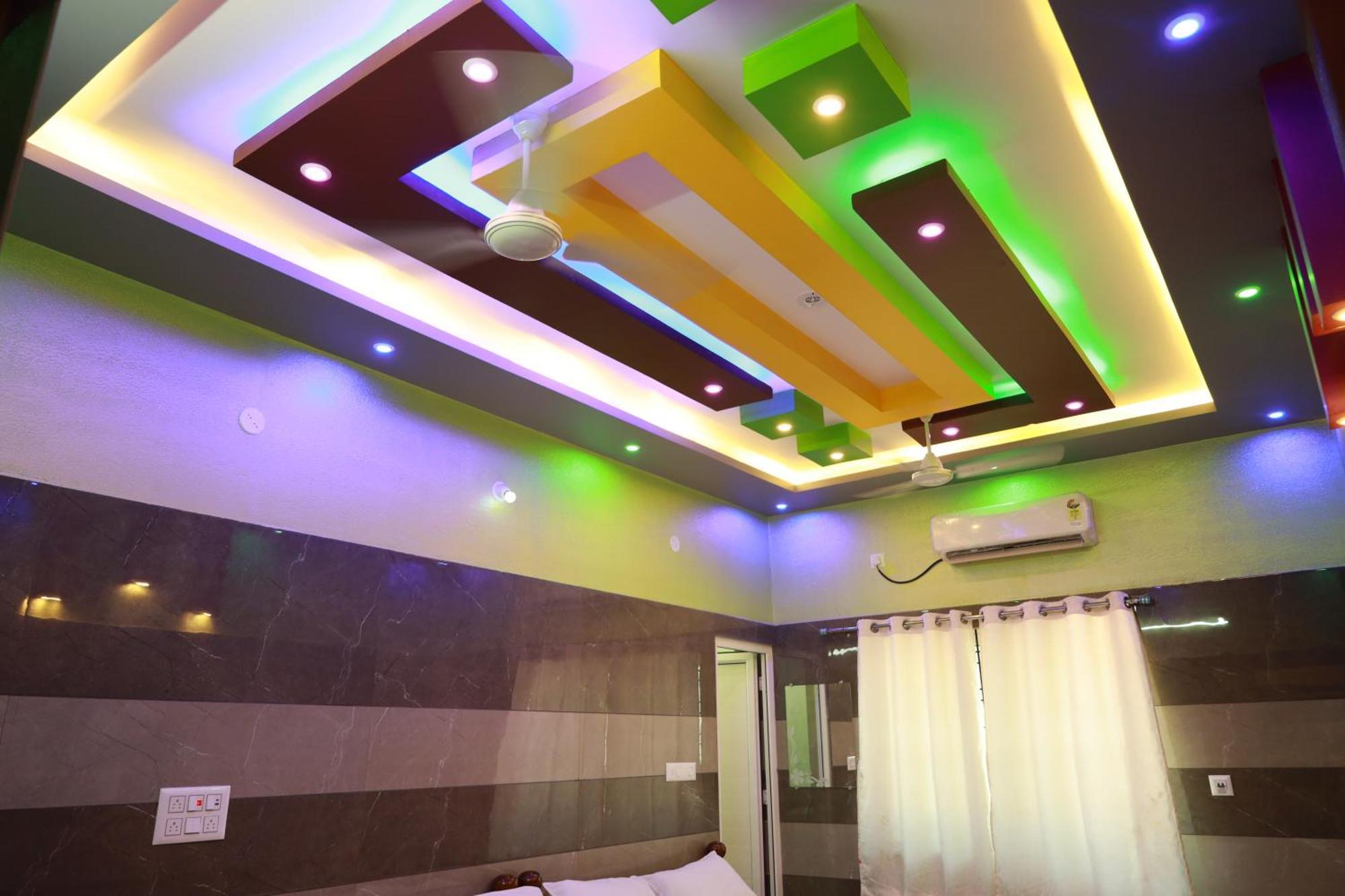 Отель Rv Residency Wodapatti Экстерьер фото