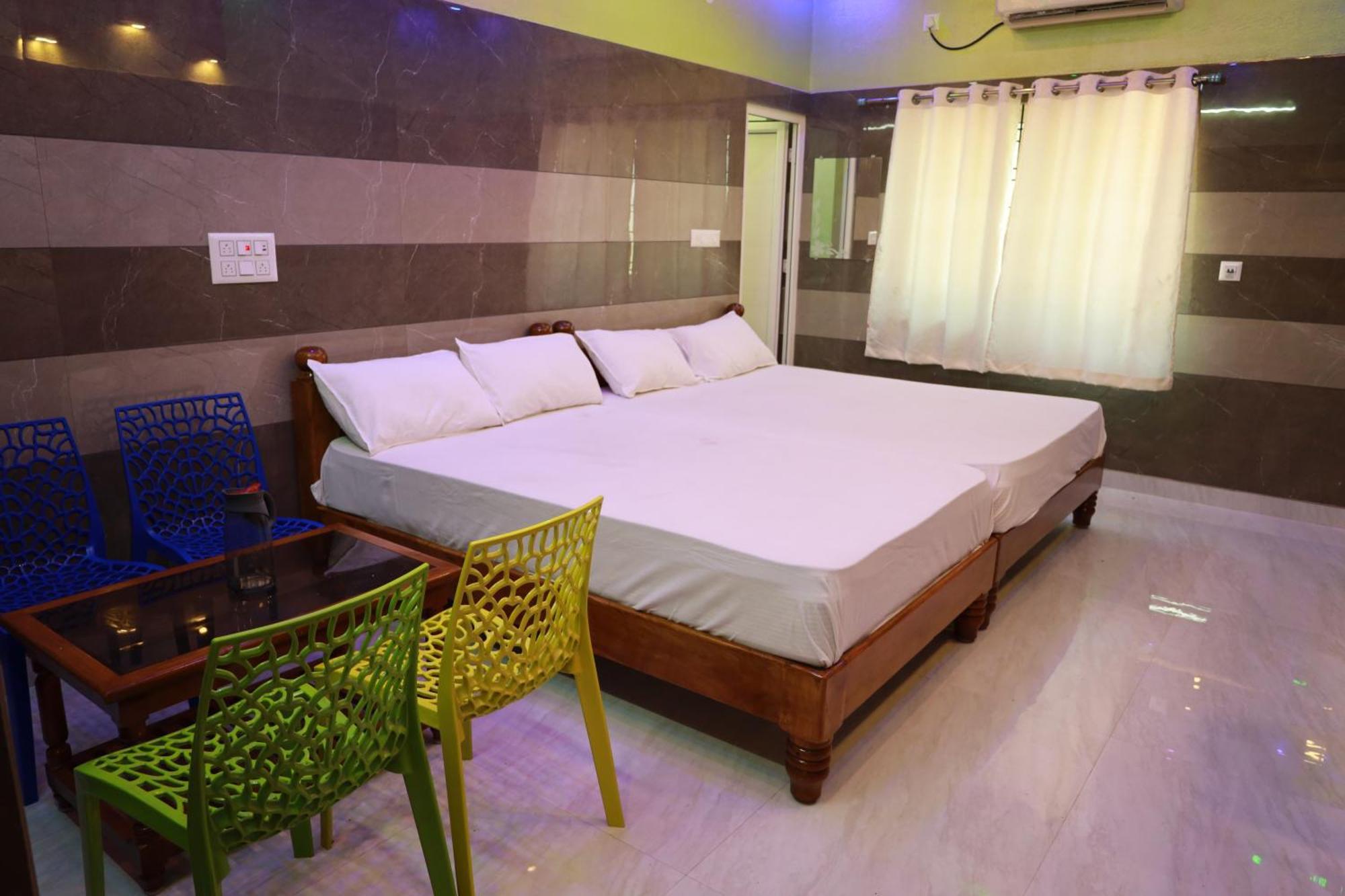 Отель Rv Residency Wodapatti Экстерьер фото