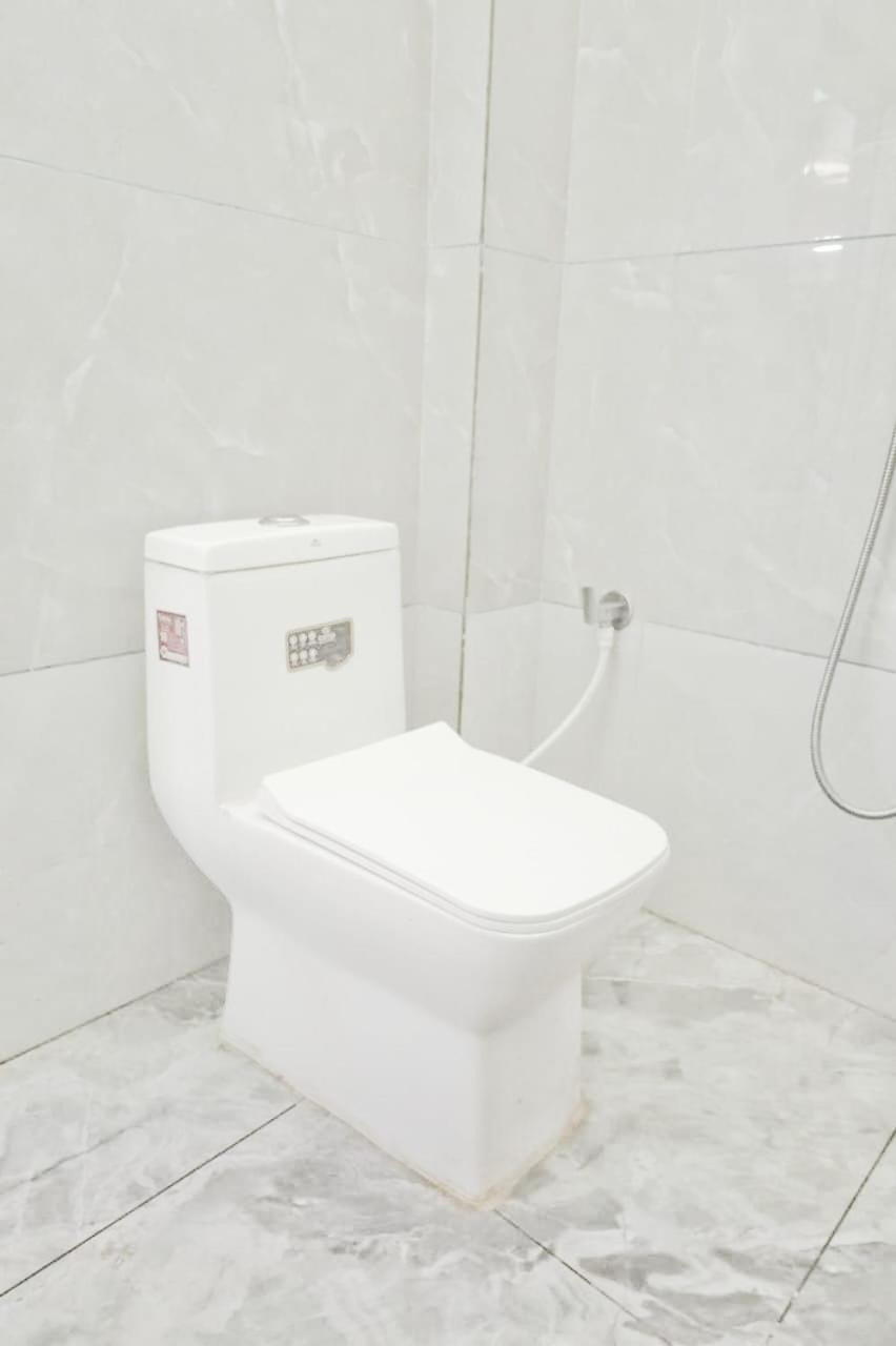 Отель Rv Residency Wodapatti Экстерьер фото